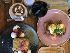 -FLOVIE FLORIST CAFE