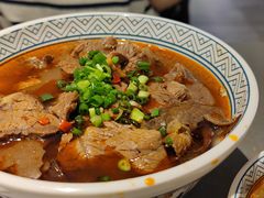 -粉吖吖·邵阳米粉(体育西路店)
