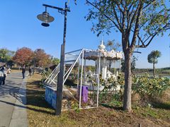 -梁子湖东篱老屋生态庄园
