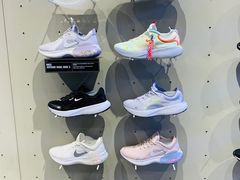 -NIKE品牌体验店(金源新燕莎店)