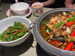 -老湖南民间菜·牛肉十八炒(花都店)