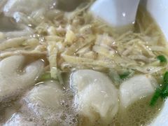 -绿杨馄饨临顿路店