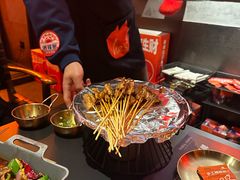 -何师烧烤Pro ·江湖川菜·小龙虾·精酿啤酒(太古里旗舰店)