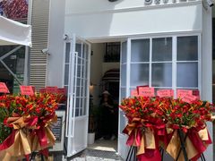 -Line来恩咖啡(石厦花园店)