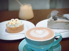 -Fridi Patisserie Cafe