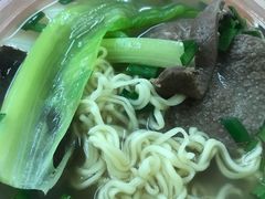 -牛师傅广式药膳牛骨汤美食(江南西店)