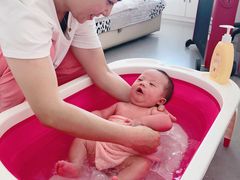 -爱月宝月嫂·育儿嫂