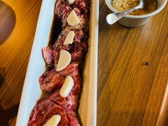 -炼火烤肉店