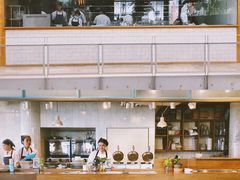 -ROAST coffee & eatery