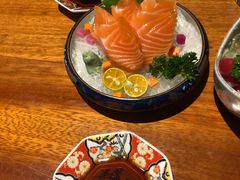 三文鱼刺身-肉魁屋·烧肉·烧鸟·酒场(高新店)