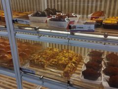 -85度C(生甜甜圈研究工坊·上海局门店)