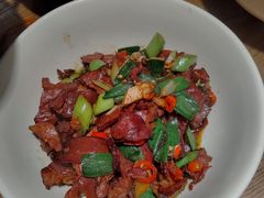 -聚鑫朋酸菜肥肠(文艺路口店)