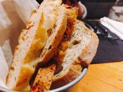 -AZUL by FUEL蓝色·法式酒馆(琶醍店)