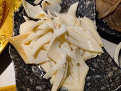 老哥牛黄喉-哥老官重庆美蛙鱼头(宝山龙湖店)