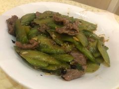 凉瓜炒牛肉-禄源公·老莞诚饭店
