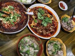 -小杨翘脚牛肉