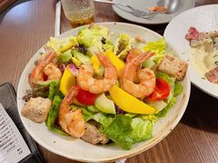 柠檬汁拌扒鲜虾牛油果沙拉-G+KITCHEN(龙湖狮山天街店)