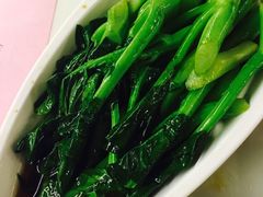 -新大咀港式茶餐厅(宝山万达店)