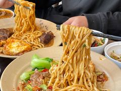 -方铲铲·成都板凳面(滨江银泰店)