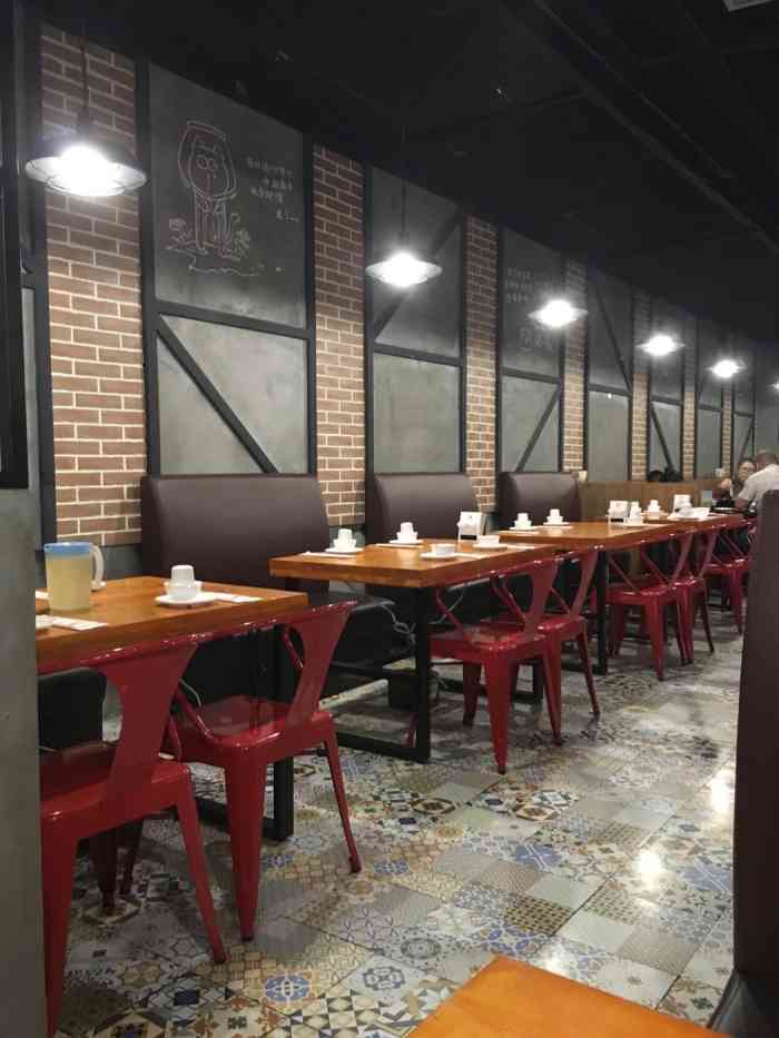 小港渔歌(吾悦广场店)-"两个女生一条鱼没吃饱,鱼不咋地.