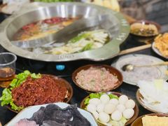 -重庆故事姊妹老火锅(财经学院店)