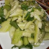 喝啤酒撸烤串小马扎姿势帅