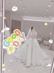 点击看大图 -Renee芮亦婚纱