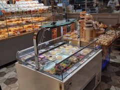 面包甜点陈列柜-BreadTalk面包新语·烘焙蛋糕(深业上城店)