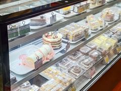 面包甜点陈列柜-新侨三宝乐面包店(崇文门店)