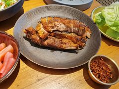 厚切傣式猪五花与奶油生菜-SHAN山(前滩太古里店)