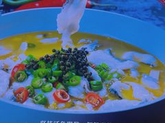 -川流不息·地道川菜·小龙虾(新松江路店)