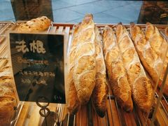法棍-Dough&Joe团憩(瑞虹天地月亮湾店)