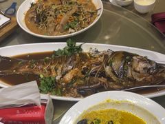 -鹤鸣嘉印象饭店(东市场小区店)