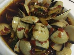 -凤凰路何眼镜香辣蟹(花果园店)