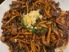 -侬佳蒸菜馆(听潮店)