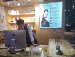 -构想时尚发型会所