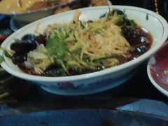 -鱼窝棚柴火铁锅炖(富山屯店)