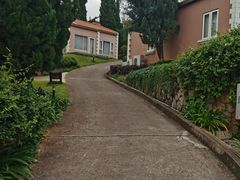 -昆明春城湖畔度假村
