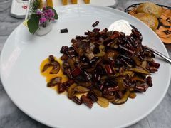 -蔼若春.传承三十年云南菜(金碧公园店)