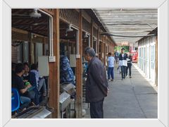 -亲兄弟真人CS团建拓展基地