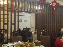 大堂-鑫悦楼煎蟹·16年海鲜大排档