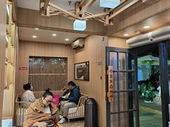 -霸王茶姬(南强街店)