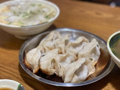 -黄阿姨锅贴大王(万航渡路店)