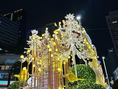 -爱雍·乌节