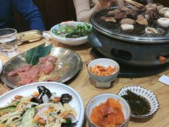 -青瓦餐厅·生鱼片·韩园烤肉(西塔店)