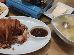 -聚首堂·特色小吃·肘子(什刹海德胜门店)