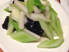 西芹木耳山药-小土豆北方菜馆(方庄店)
