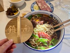 -镇南锅盖面馆(解放路店)