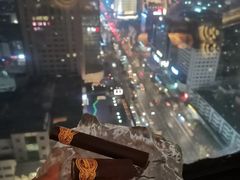 -Hi City·城市之巅