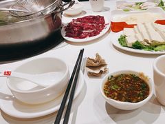 -八合里潮汕鲜牛肉火锅(上海汇智广场店)